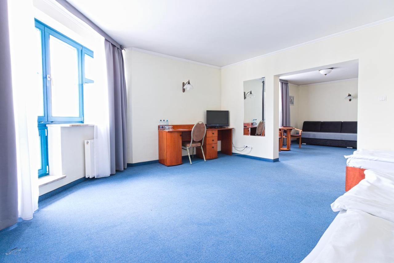 Apartamenty Viwaldi แอลบลอง ภายนอก รูปภาพ