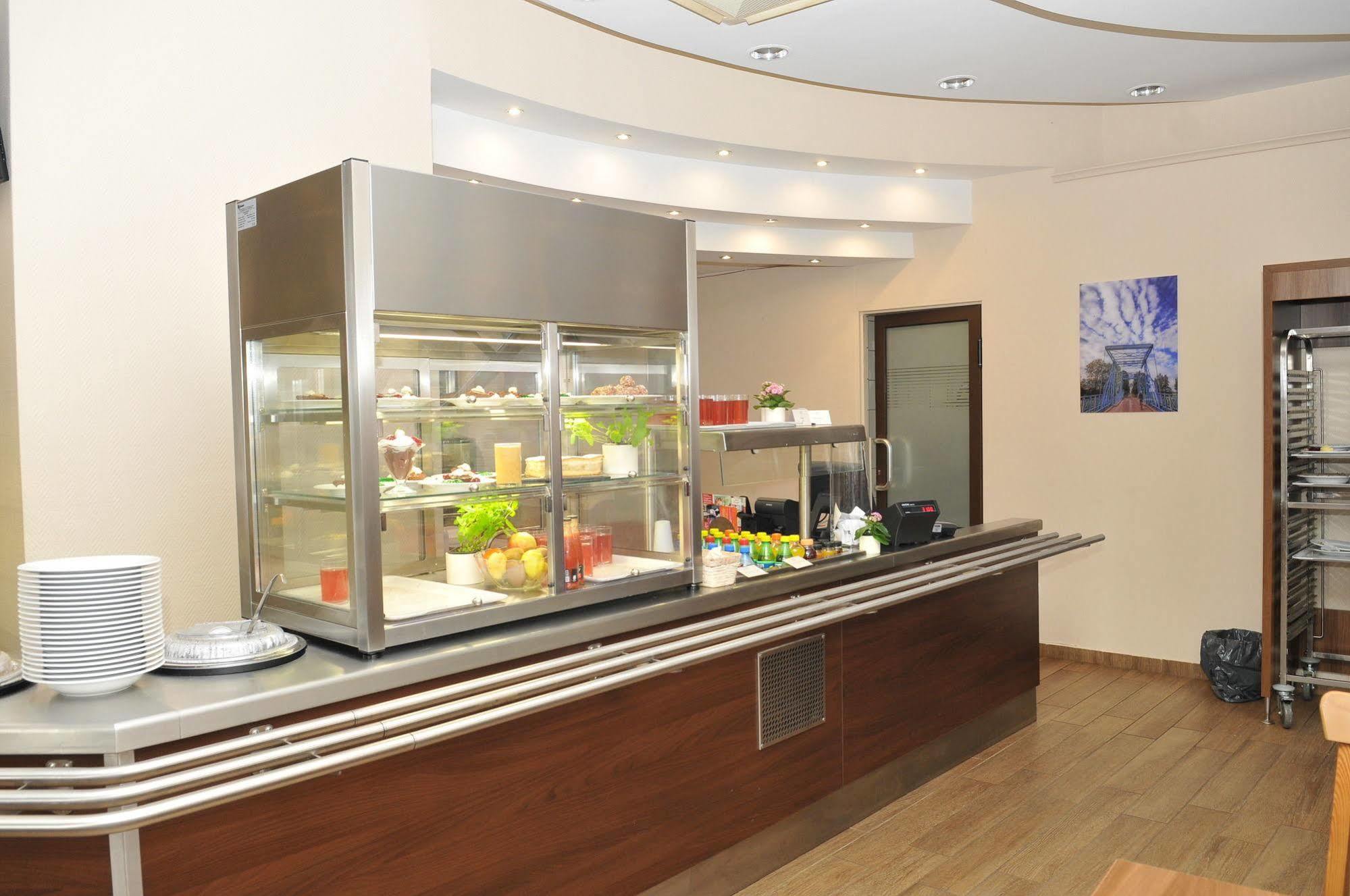 Apartamenty Viwaldi แอลบลอง ภายนอก รูปภาพ