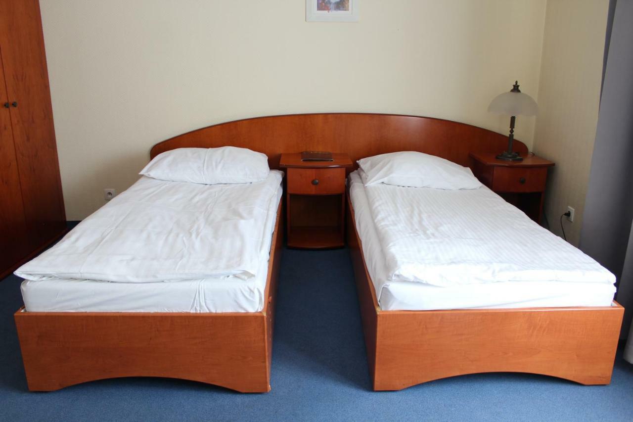 Apartamenty Viwaldi แอลบลอง ภายนอก รูปภาพ